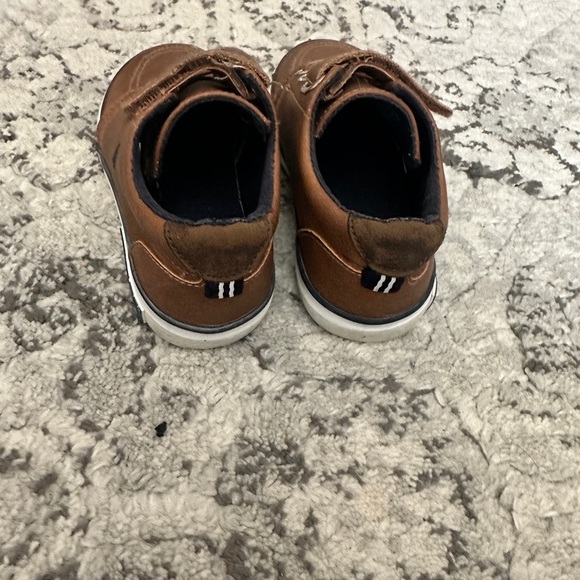Nautica Toddler Berrian Dress Sneaker- Size 8 Toddler-Tan Navy White HK/LP EUC - Picture 5 of 7